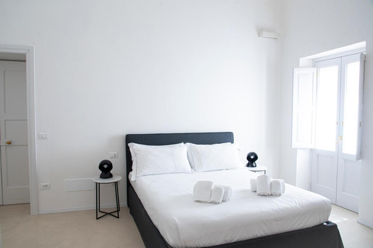 Palazzo Garibaldi - Luxury Suites Galatina Ngoại thất bức ảnh