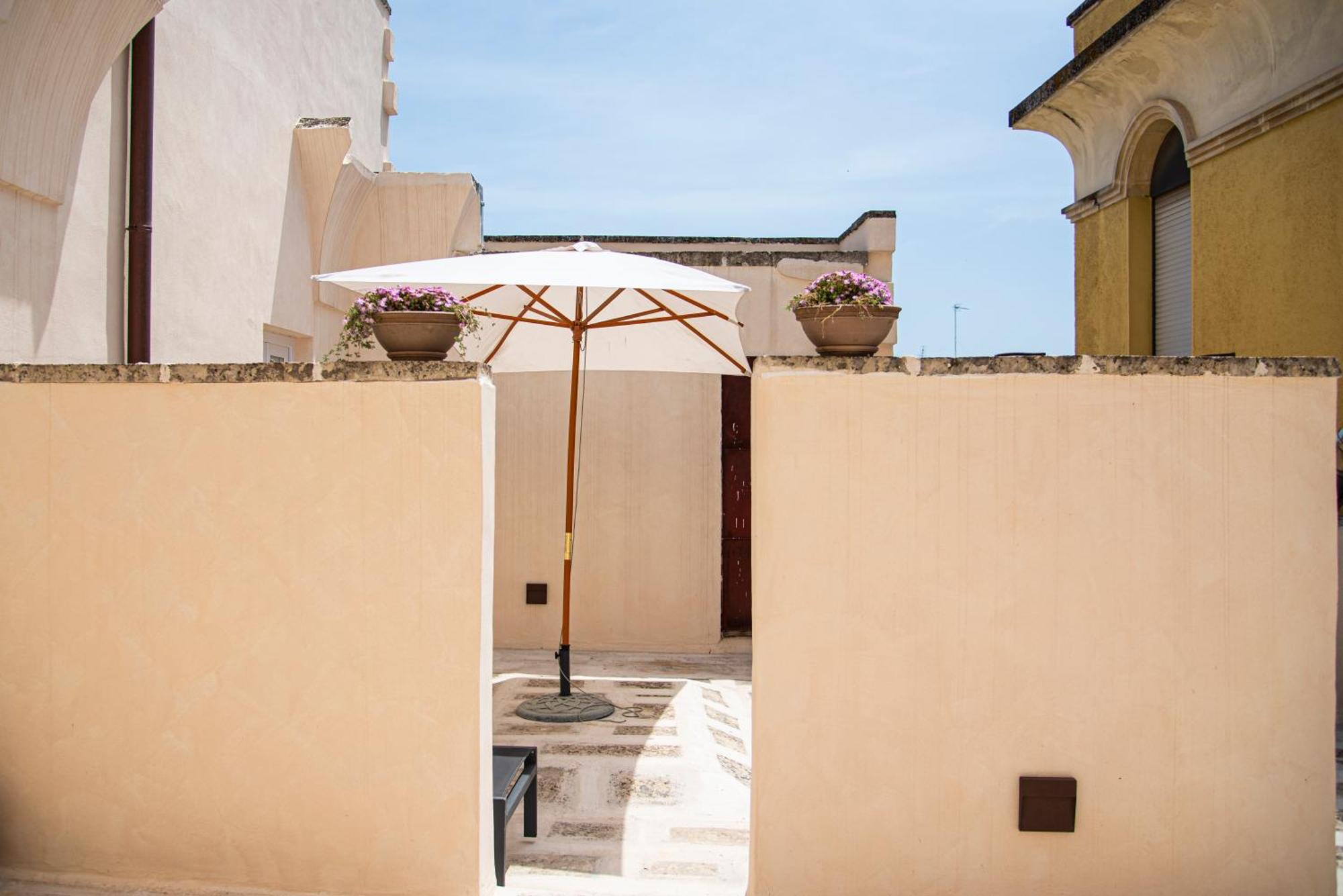 Palazzo Garibaldi - Luxury Suites Galatina Phòng bức ảnh